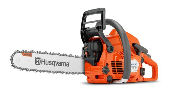 9068